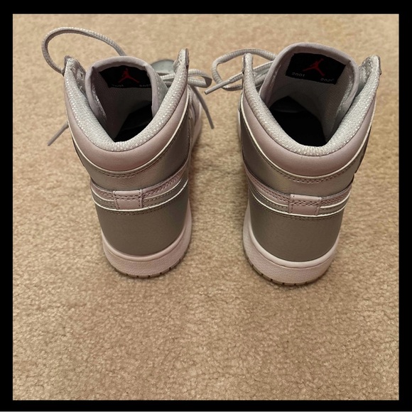 2020 Air Jordan 1 Retro High OG CO.JP GS ‘Tokyo’ - Picture 4 of 8